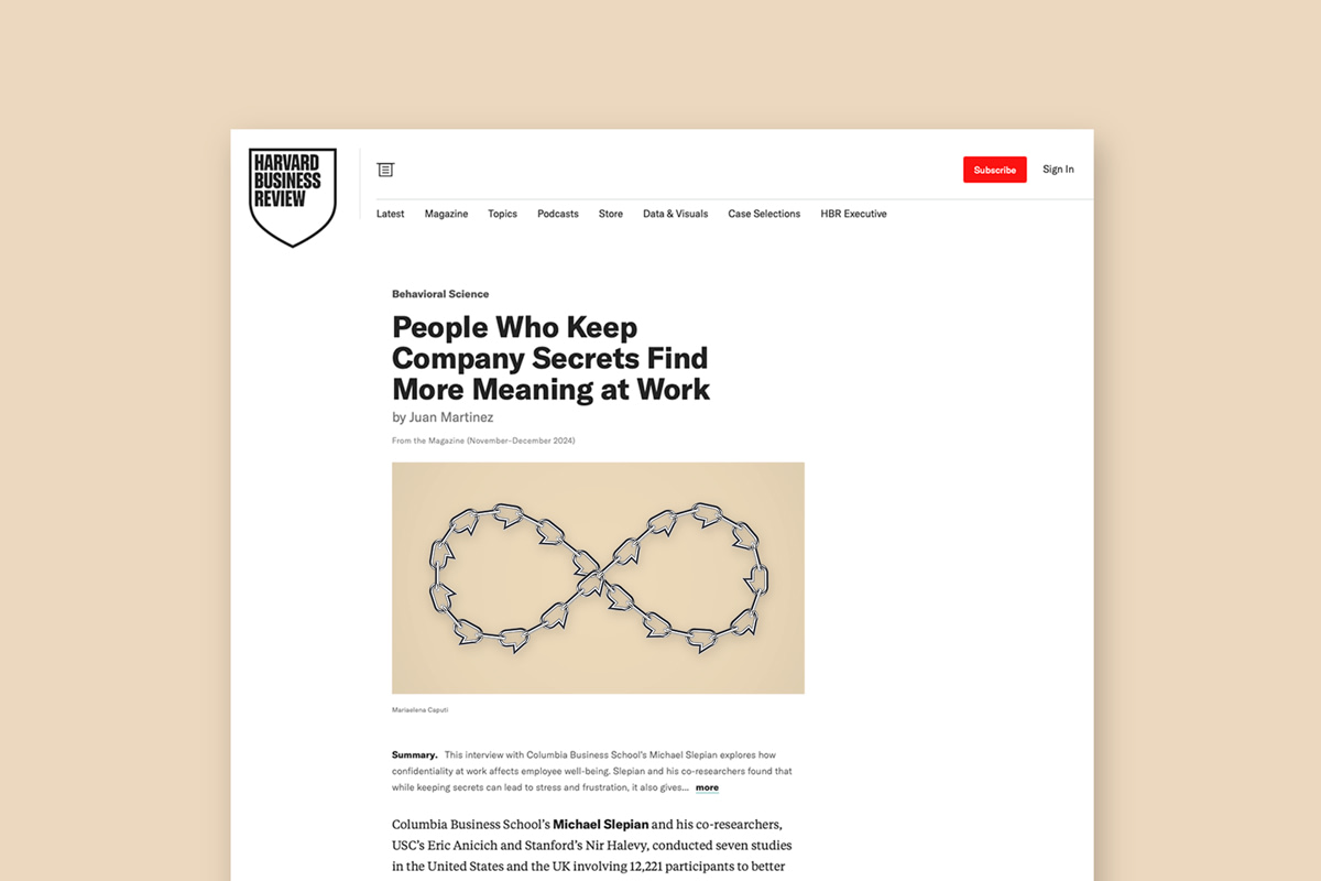 An illustration by Mariaelena Caputi of a chain in the shape of a Mobius strip whose links are speech bubbles.